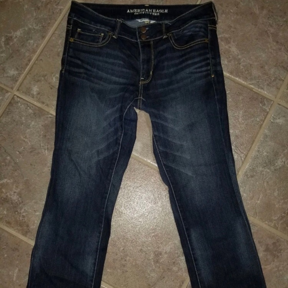 American Eagle Artist crop jean capri